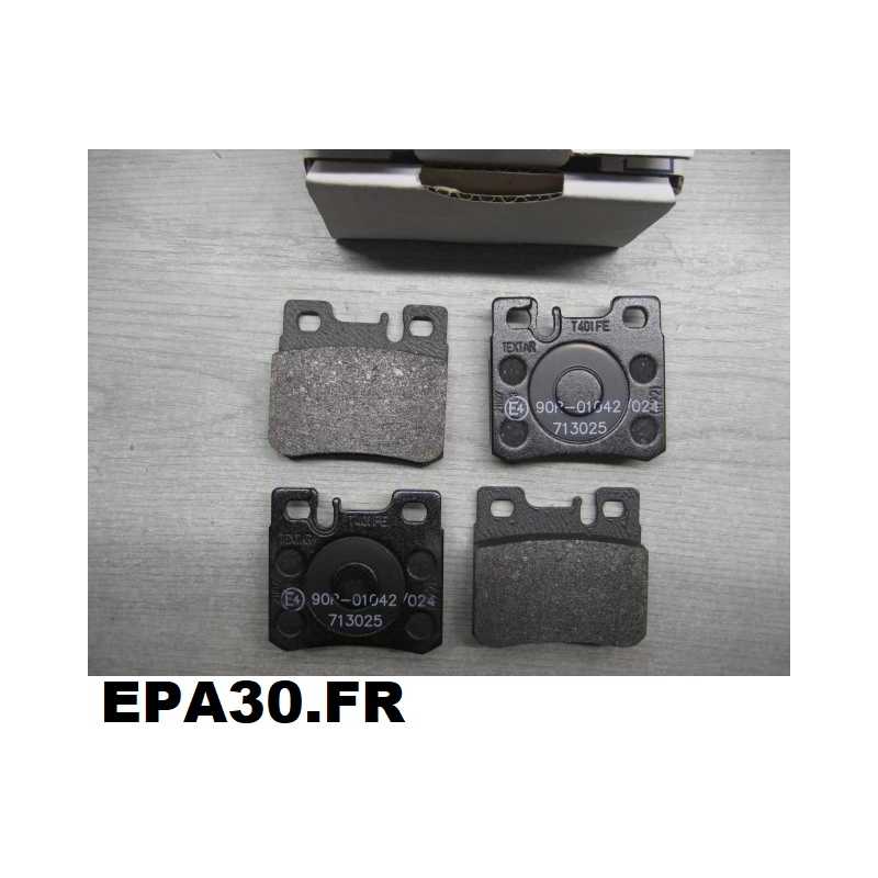PLAQUETTES DE FREIN MERCEDES 300 320 400 500 classe E W210 - EPA30