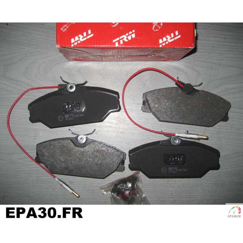 PLAQUETTES DE FREIN AVANT RENAULT LAGUNA SAFRANE ALPINE A610 - EPA30