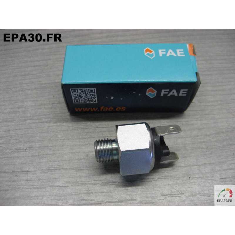 CONTACTEUR STOP HYDRAULIQUE SIMCA 1100 1000 ET RALLYE 1 - EPA21040 - EPA30