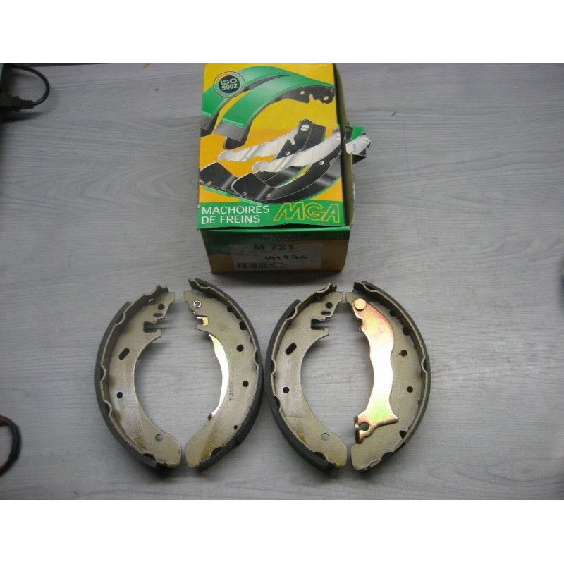 MACHOIRES DE FREIN ARRIERE FORD MONDEO MK1 MK2  - EPA30