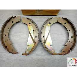 GS8209 – MACHOIRES DE FREIN...