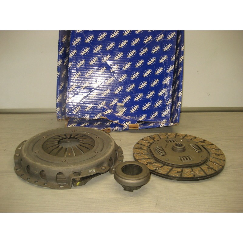 KIT EMBRAYAGE ASCONA C ASTRA F COMBO CORSA A B KADETT E TIGRA VECTRA A - EPA30