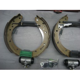 KIT DE FREIN ARRIERE PEUGEOT 405  - EPA30