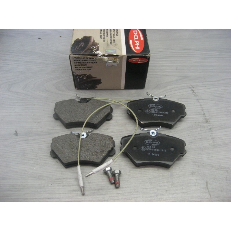 PLAQUETTES DE FREIN AVANT RENAULT LAGUNA 1  - EPA30